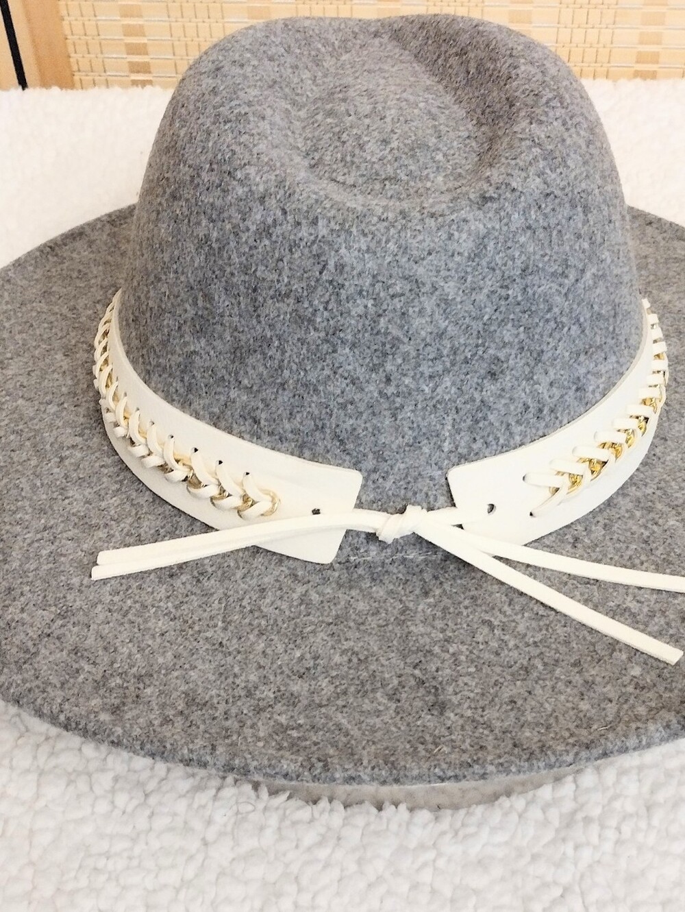 Women's Hat with White Braided Band